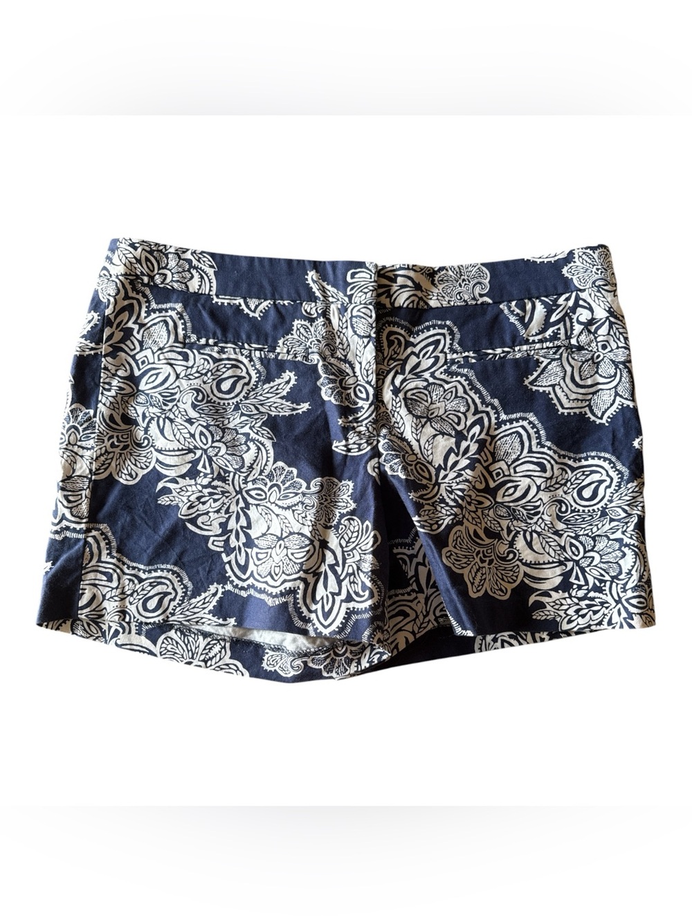 Willi Smith Printed Shorts Floral Navy White Womens 12 Stretch Coastal Casual‎